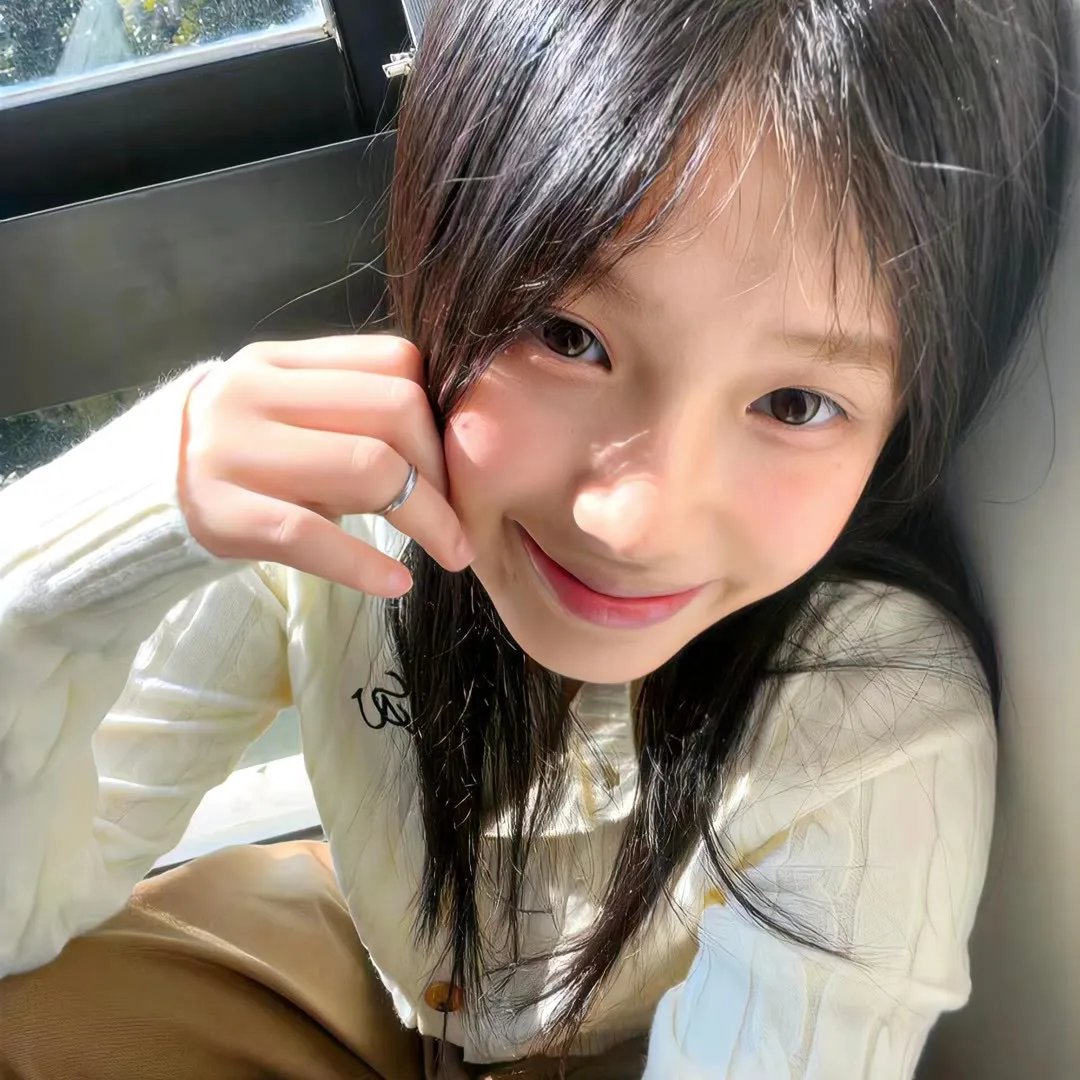 摊牌了，团宠千金她不装了